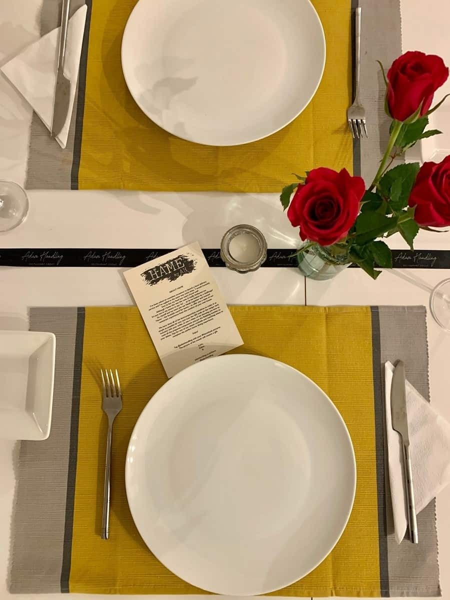Table setting for dinner 