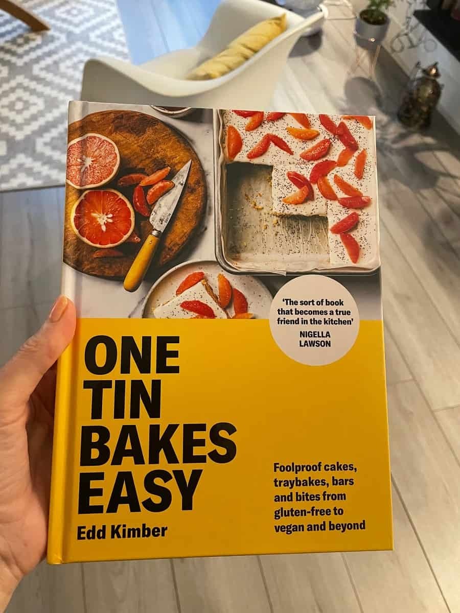 One Tin Bakes Easy recipe book