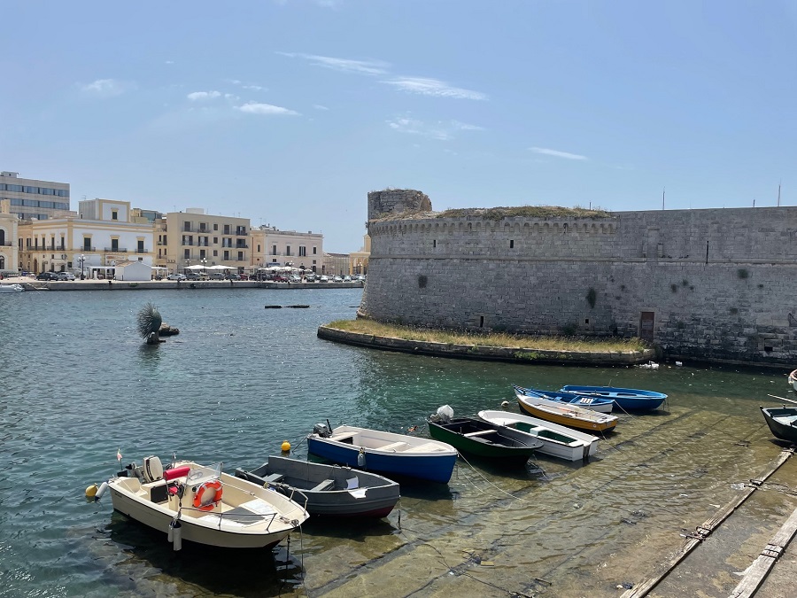 Gallipoli castle and boats 